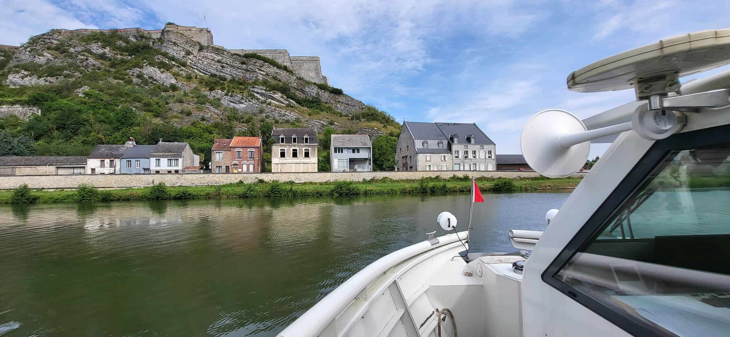 Charlemagne klaxon croisiere meuse givet